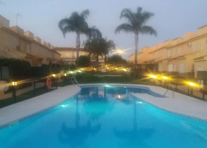 Acogedor Chalet Adosado En Playas De Isla Cristina