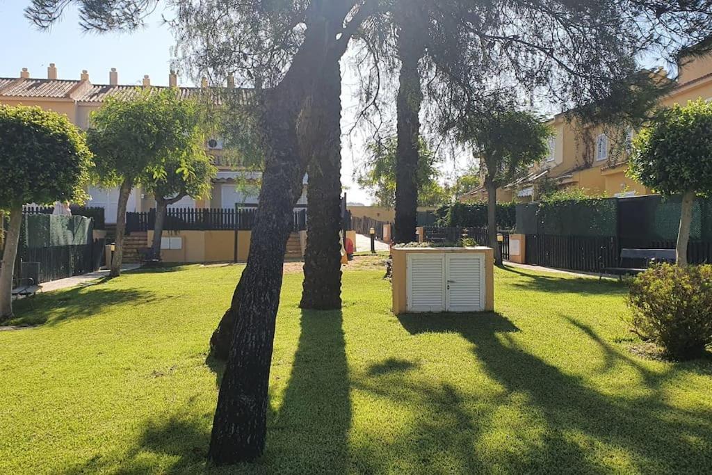 Ferienhaus Acogedor Adosado En Playas De Isla Cristina La Redondela